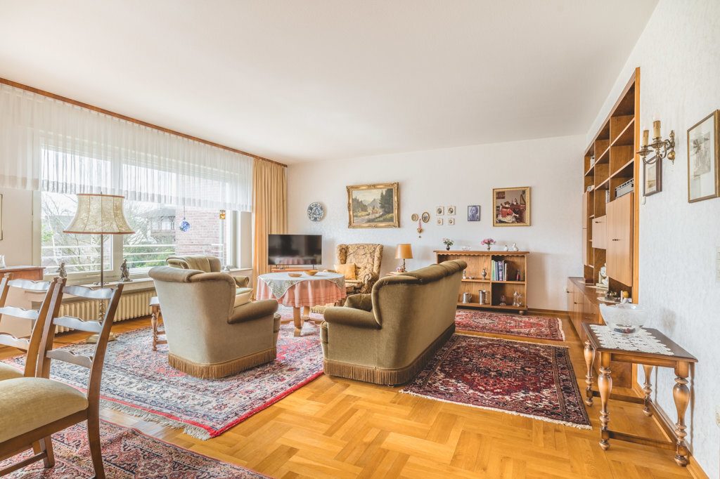 Immobilienangebot - Aachen - Wohnen - Einfamilienhaus mit Bungalowcharakter in gehobener Lage von Laurensberg