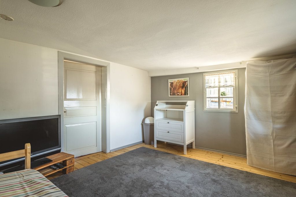 Immobilienangebot - Simmerath - Wohnen - Freistehendes, denkmalgeschütztes Einfamilienhaus im Zentrum von Simmerath