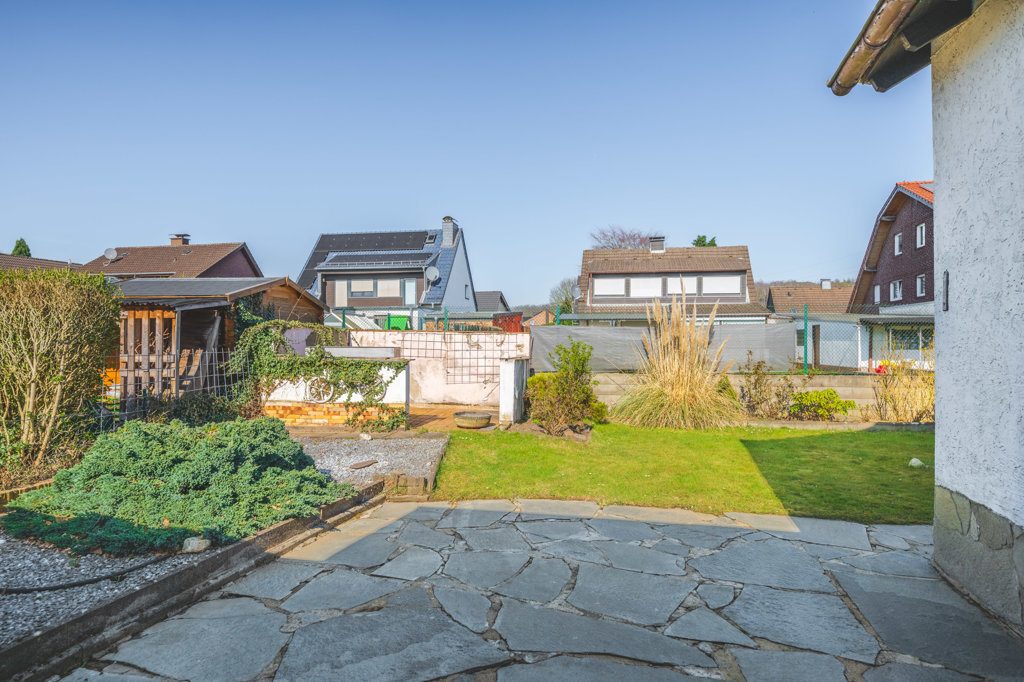 Immobilienangebot - Alsdorf - Wohnen - Zopp!
Repräsentatives, freistehendes Einfamilienhaus mit großer Einliegerwohnung