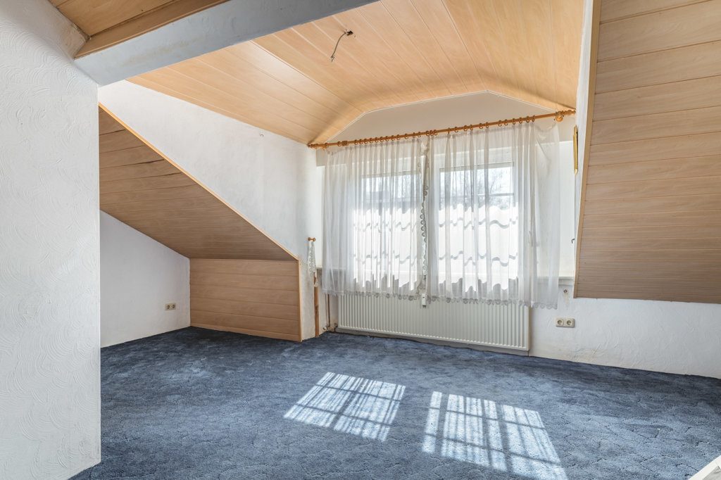 Immobilienangebot - Alsdorf - Wohnen - Zopp!
Repräsentatives, freistehendes Einfamilienhaus mit großer Einliegerwohnung
