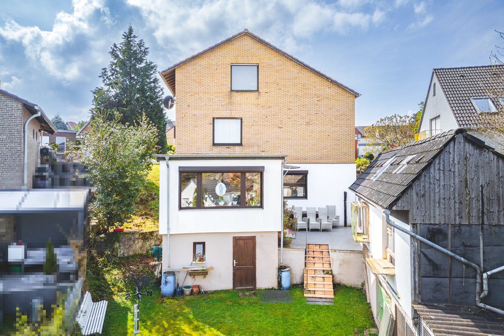 Immobilienangebot - Herzogenrath / Kohlscheid - Renditehäuser - Freistehendes, bezugsfreies Dreifamilienhaus in exklusiver Lage