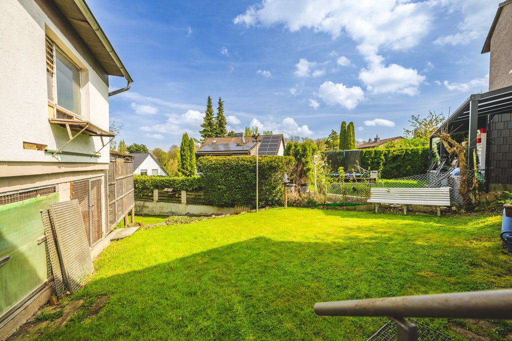 Immobilienangebot - Herzogenrath / Kohlscheid - Renditehäuser - Freistehendes, bezugsfreies Dreifamilienhaus in exklusiver Lage