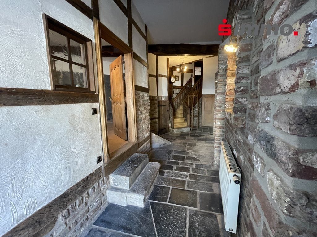 Immobilienangebot - Aachen - Wohnen - Ansprechendes Einfamilienhaus als Denkmal im historischem Ortskern von Kornelimünster