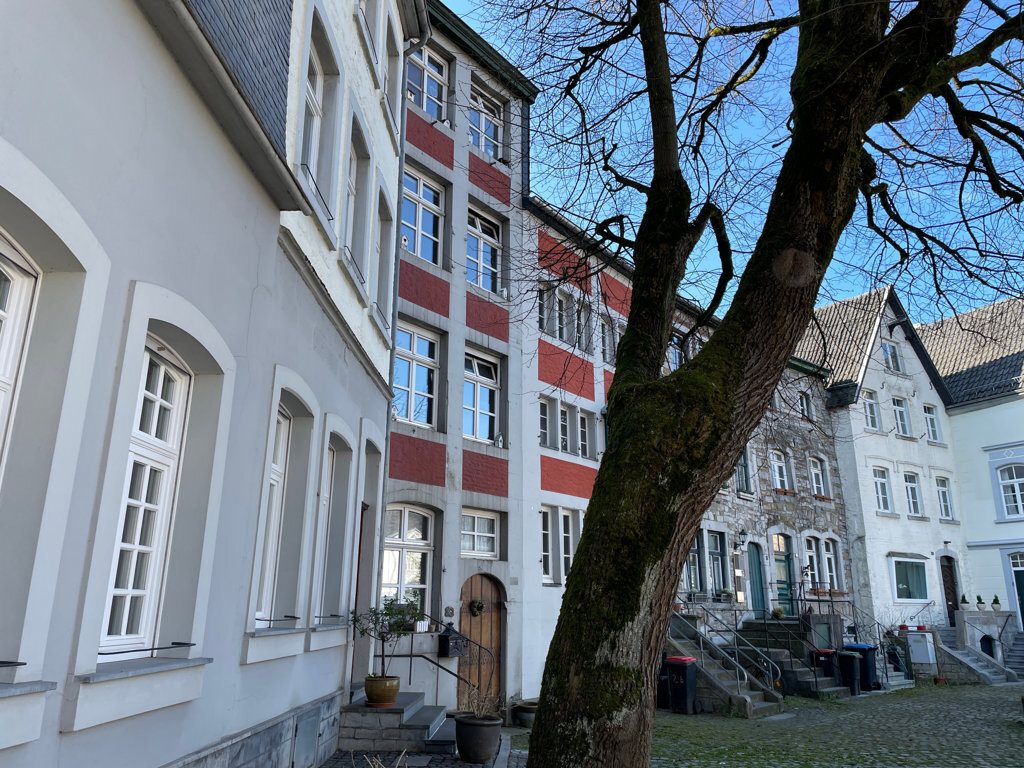 Immobilienangebot - Aachen - Wohnen - Ansprechendes Einfamilienhaus als Denkmal im historischem Ortskern von Kornelimünster