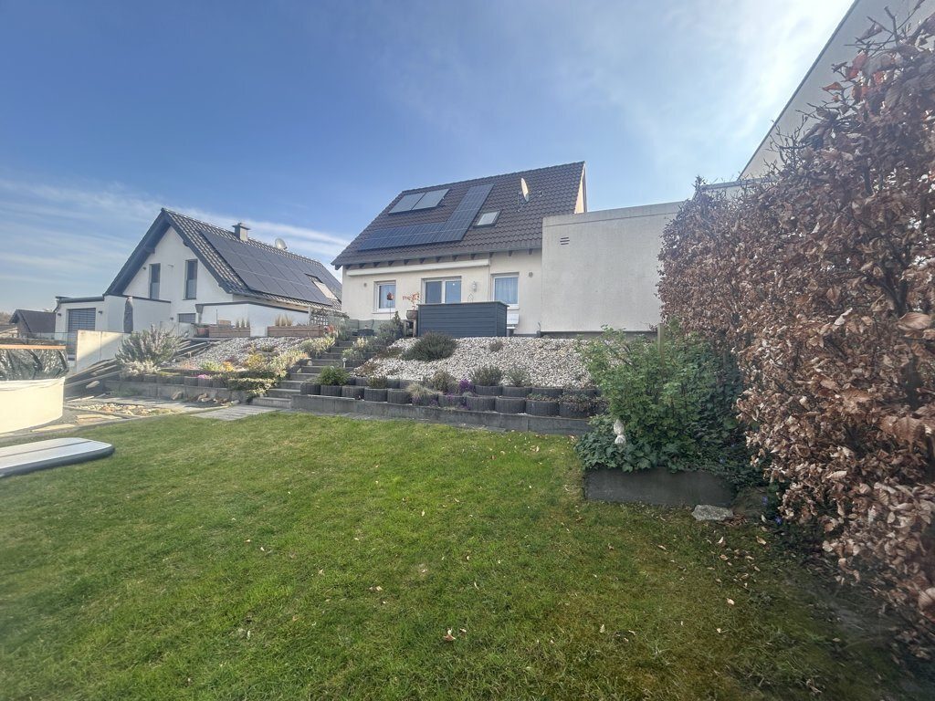 Immobilienangebot - Linnich - Wohnen - Neuwertiges, frei stehendes EFH in absolut ruhiger, familienfreundlicher Wohnlage