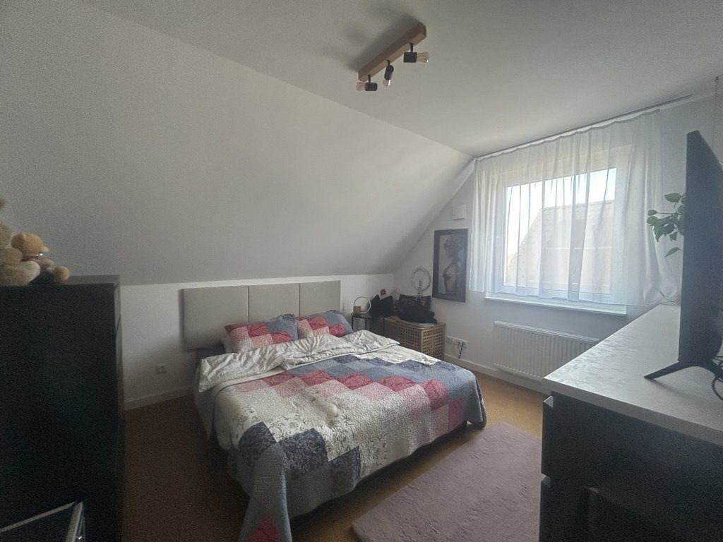 Immobilienangebot - Linnich - Wohnen - Neuwertiges, frei stehendes EFH in absolut ruhiger, familienfreundlicher Wohnlage