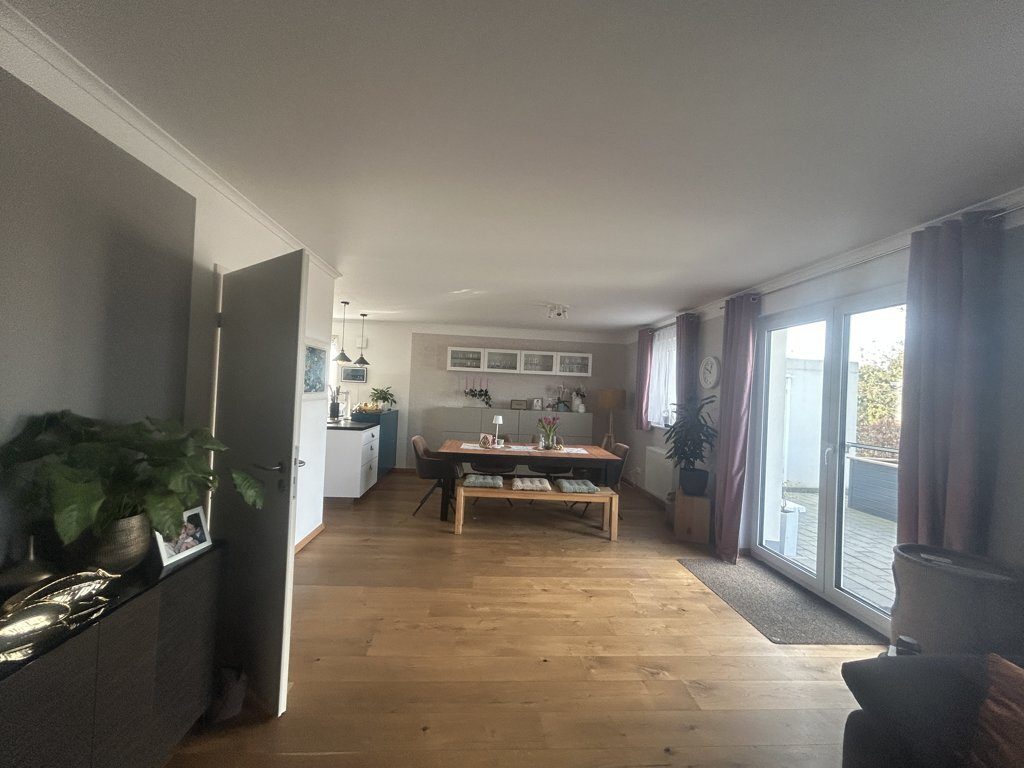 Immobilienangebot - Linnich - Wohnen - Neuwertiges, frei stehendes EFH in absolut ruhiger, familienfreundlicher Wohnlage