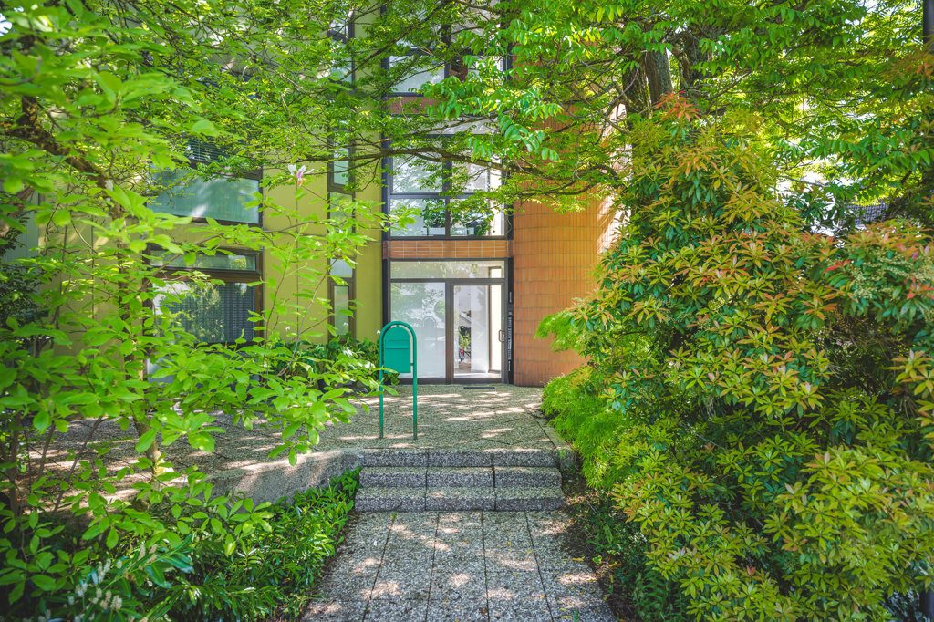 Immobilienangebot - Aachen - Wohnen - Freistehendes Architektenhaus in bester 
Aachener Südviertellage – Nähe Diepenbenden