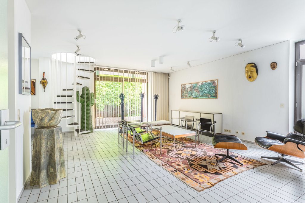 Immobilienangebot - Aachen - Wohnen - Freistehendes Architektenhaus in bester 
Aachener Südviertellage – Nähe Diepenbenden