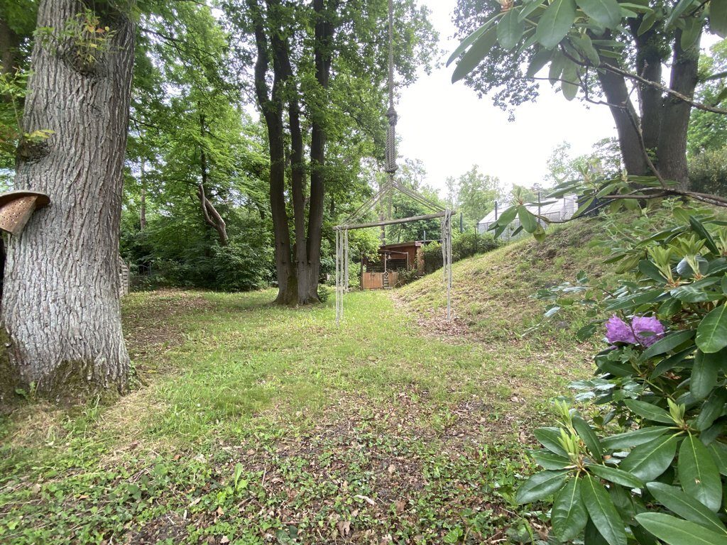 Immobilienangebot - Eschweiler - Wohnen - Freistehendes Einfamilienhaus mit schönem Grundstück in beliebter, grüner Wohngegend