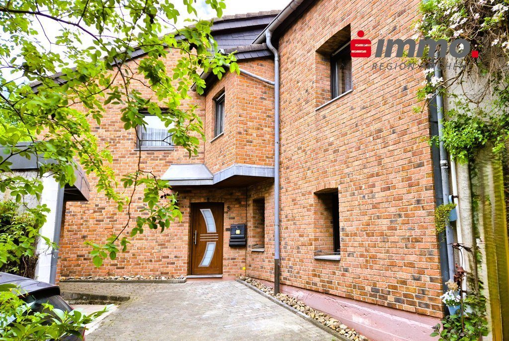 Immobilienangebot - Aachen - Wohnen - Bezugsfreies Einfamilienhaus mit tollem Garten in gefragter Lage von Aachen