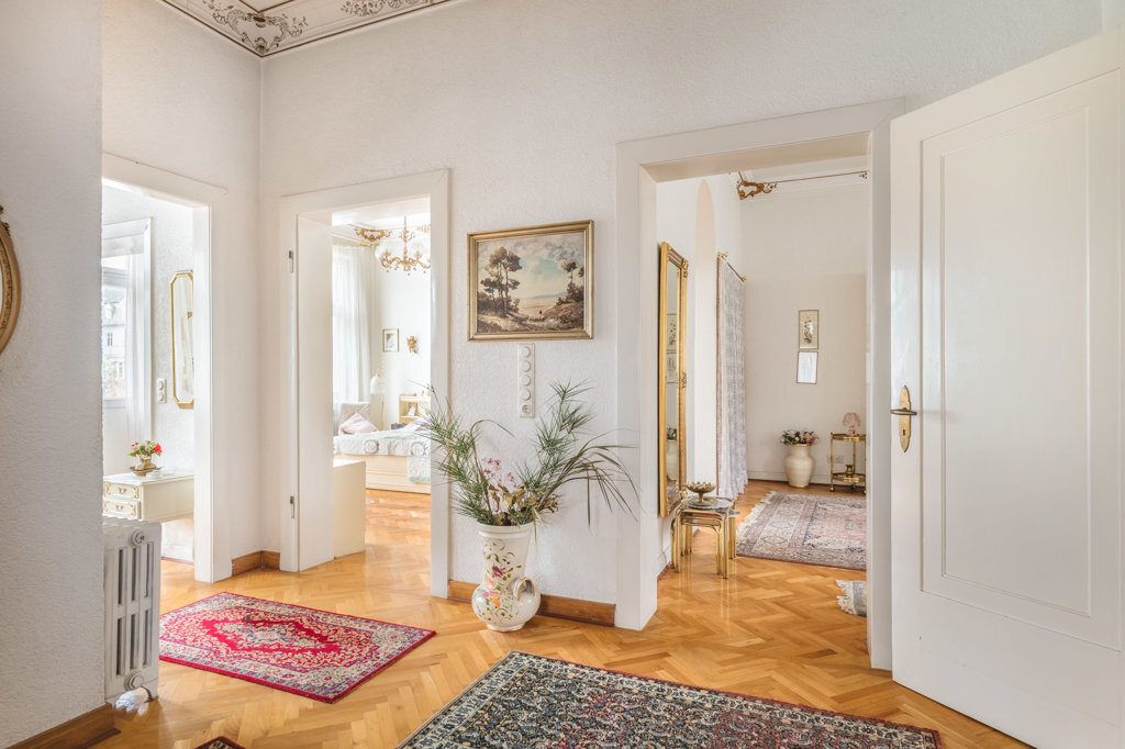 Immobilienangebot - Aachen - Wohnen - Denkmalgeschützte Villa einer ehemaligen Brauereifamilie in privilegierter Wohnlage