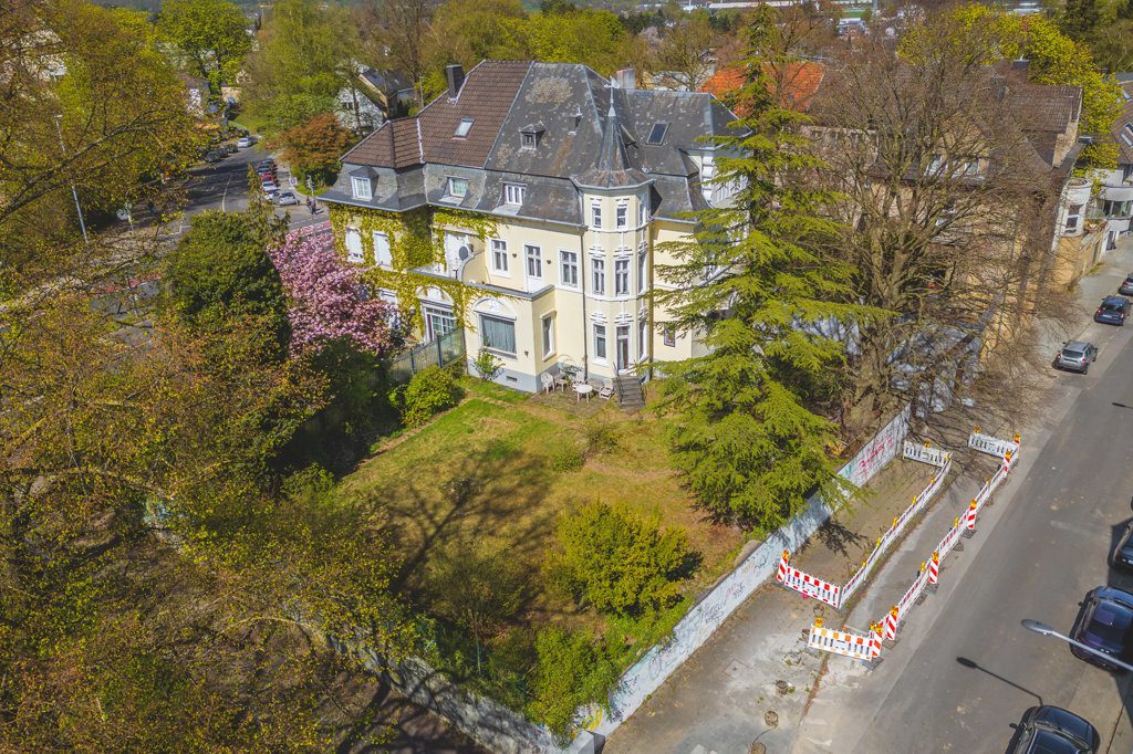 Immobilienangebot - Aachen - Wohnen - Denkmalgeschützte Villa einer ehemaligen Brauereifamilie in privilegierter Wohnlage