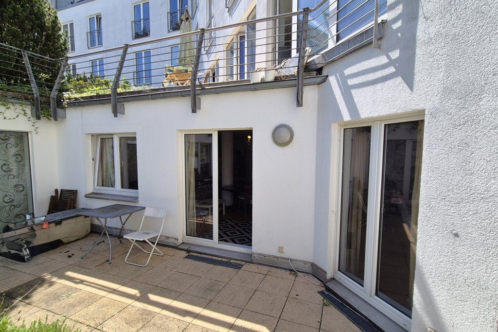 Immobilienangebot - Aachen - Wohnen - Unmittelbar am SuperC gelegene vermietete Eigentumswohnung mit traumhafter Terrasse