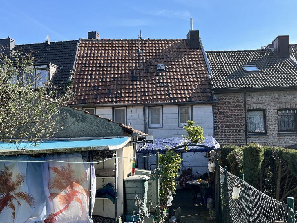 Immobilienangebot - Würselen - Wohnen - Kleines Einfamilienhaus mit riesigem Grundstück im Schatten von St. Sebastian