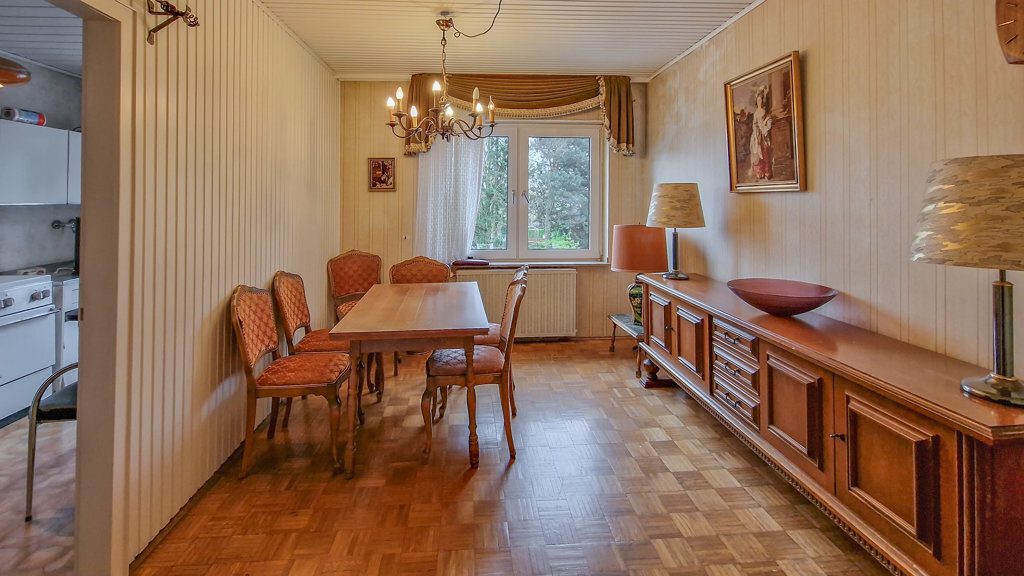 Immobilienangebot - Herzogenrath - Wohnen - Gepflegtes Wohn- und Geschäftshaus mit langjährig vermieteten Praxisräumen und bezugsfreier Wohnung