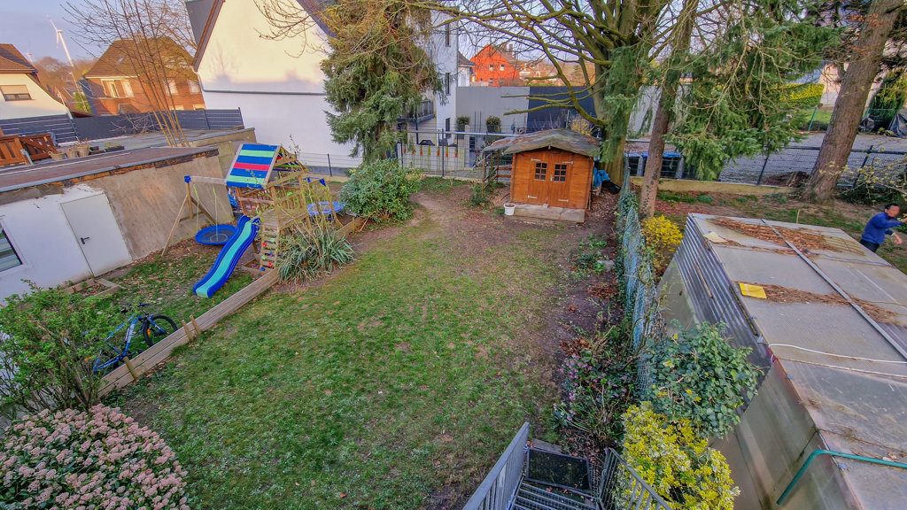 Immobilienangebot - Herzogenrath - Wohnen - Gepflegtes Wohn- und Geschäftshaus mit langjährig vermieteten Praxisräumen und bezugsfreier Wohnung