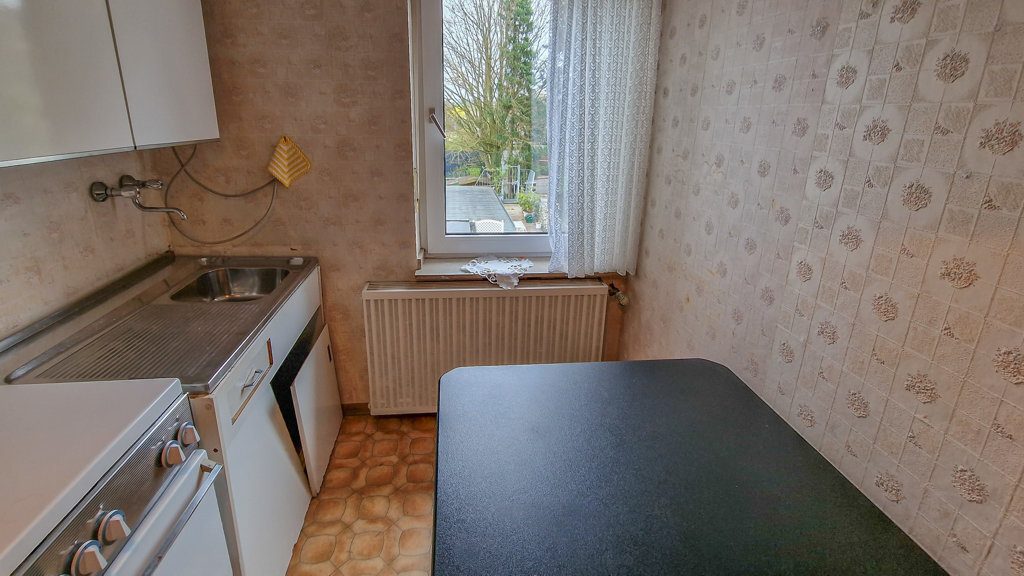 Immobilienangebot - Herzogenrath - Wohnen - Gepflegtes Wohn- und Geschäftshaus mit langjährig vermieteten Praxisräumen und bezugsfreier Wohnung