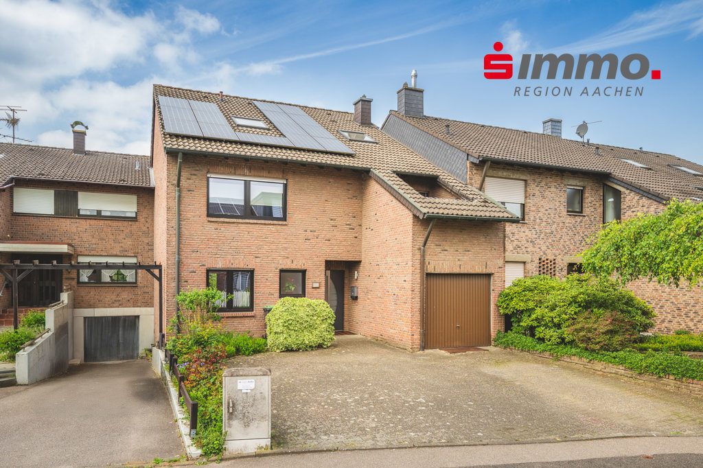 Immobilienangebot - Eschweiler - Wohnen - Großzügiges Einfamilienhaus in begehrter Wohnlage