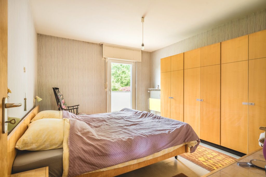 Immobilienangebot - Aachen - Wohnen - Ansprechendes Einfamilienhaus mit Garage und schönem Garten in Aachen Hanbruch