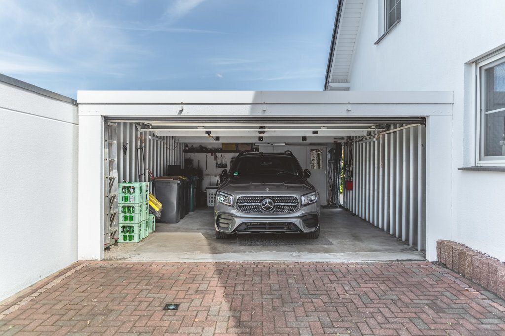 Immobilienangebot - Übach-Palenberg - Wohnen - Exklusives Einfamilienhaus mit Doppelgarage