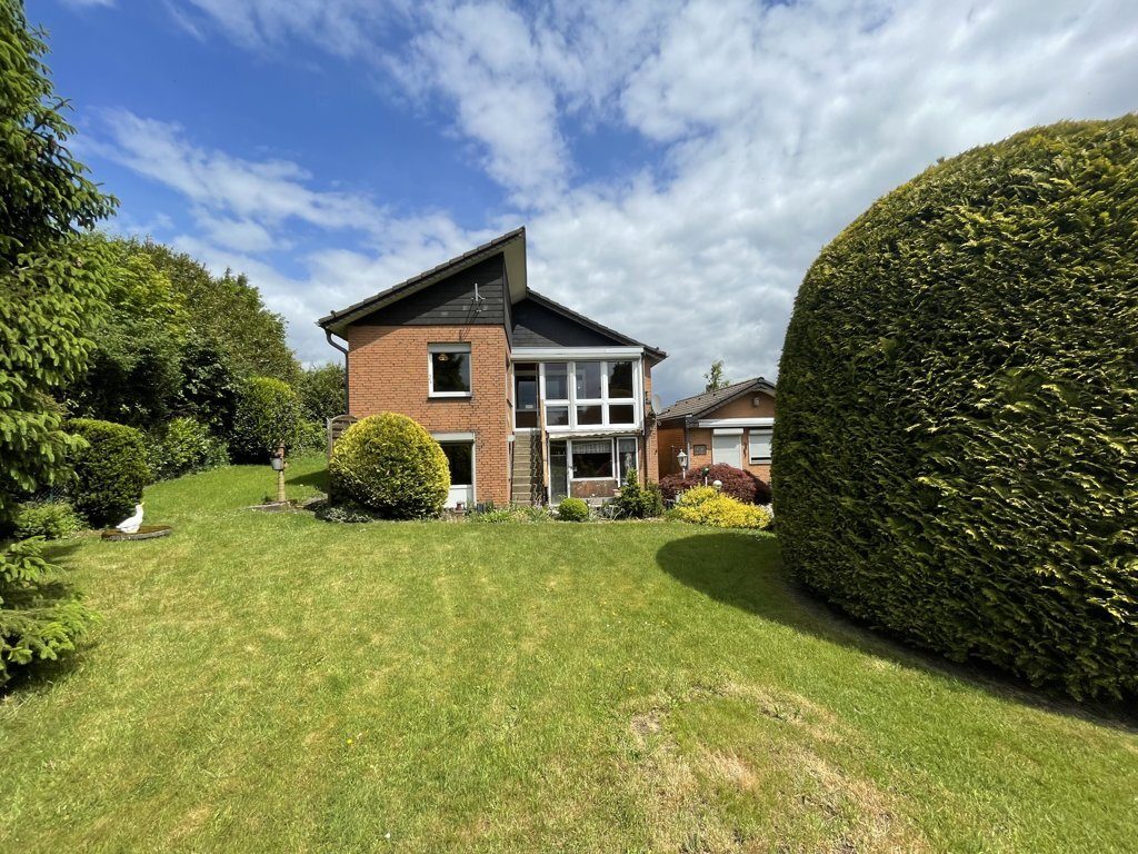 Immobilienangebot - Monschau - Wohnen - Freistehendes Einfamilienhaus mit tollem Garten