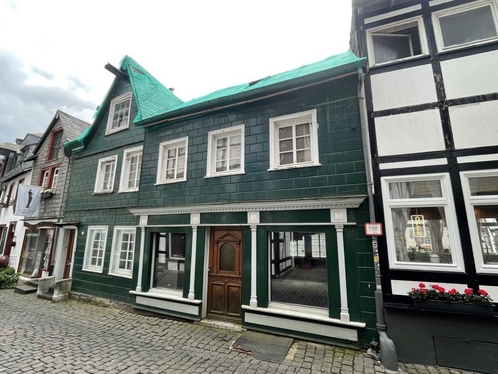 Immobilienangebot - Monschau - Wohnen - Sanierungsbedürftiges, denkmalgeschützes Wohnhaus mit kleiner Gewerbeeinheit