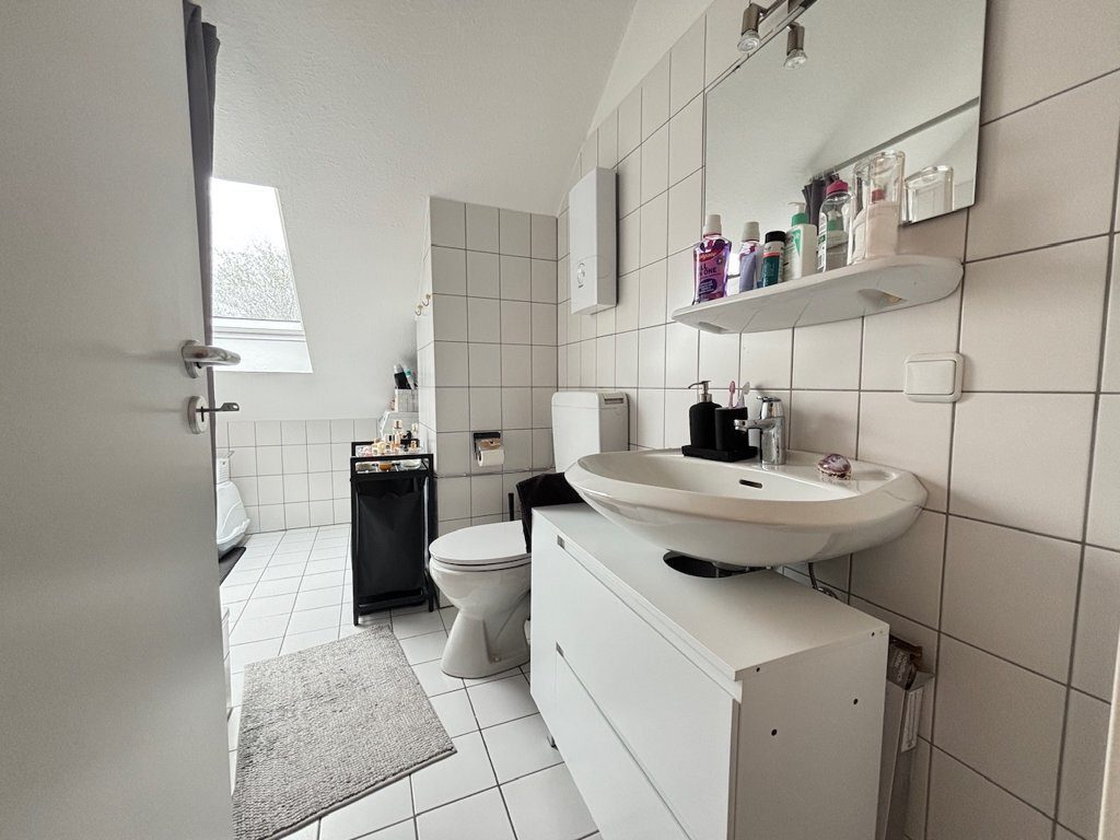 Immobilienangebot - Aachen - Wohnen - Vermietete Dachgeschosswohnung im beliebten Frankenberger Viertel