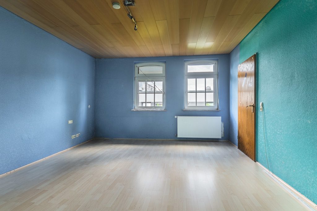 Immobilienangebot - Würselen - Wohnen - Historische Doppelhaushälfte mit Garage und Sonnenterrasse
