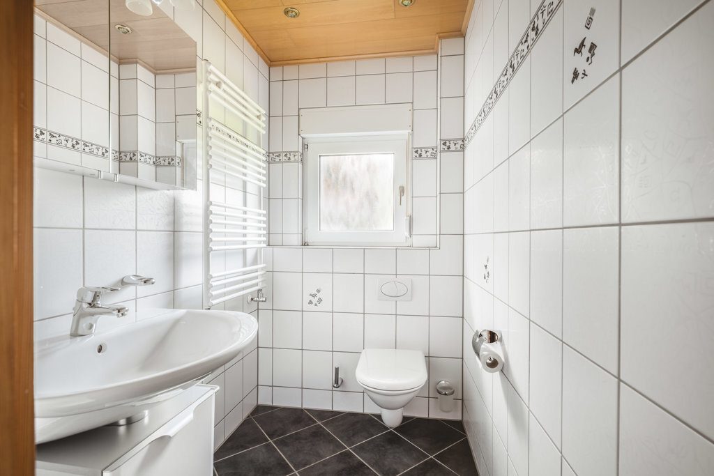 Immobilienangebot - Alsdorf - Wohnen - Blumenrath!
Doppelhaushälfte mit großem Garten als Ein- oder Zweifamilienhaus