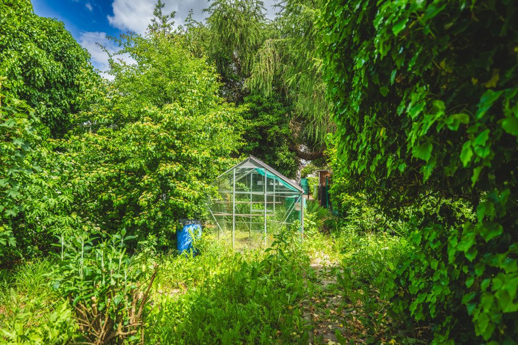 Immobilienangebot - Alsdorf - Wohnen - Blumenrath!
Doppelhaushälfte mit großem Garten als Ein- oder Zweifamilienhaus