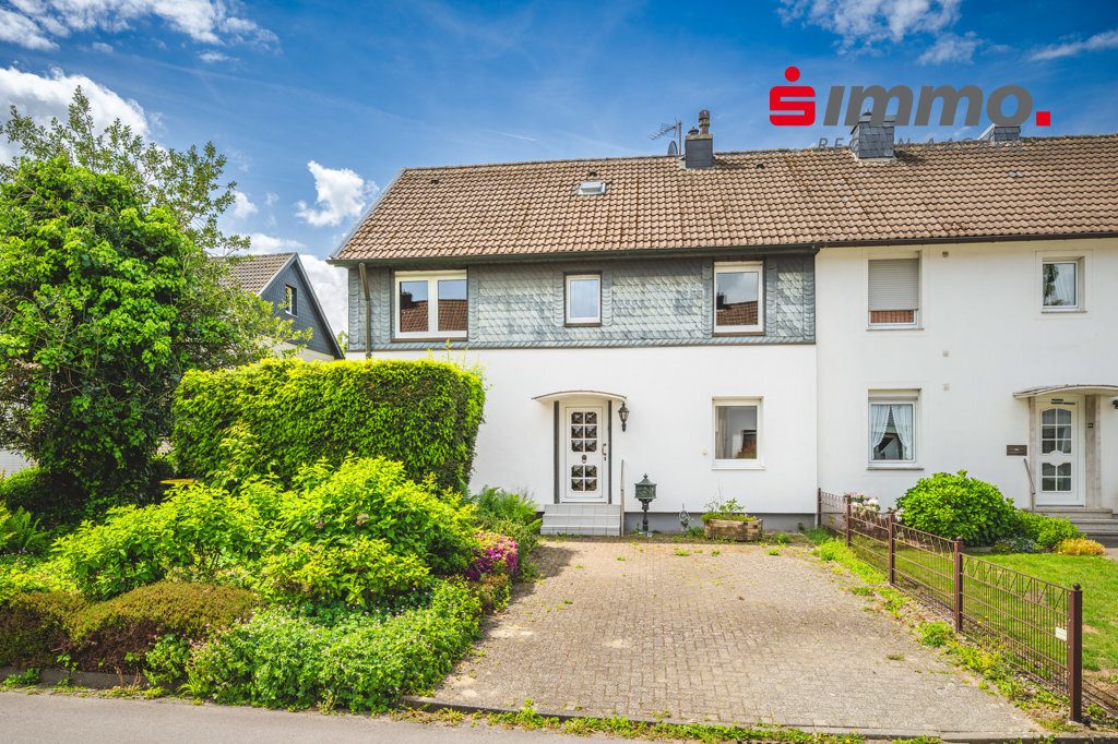 Immobilienangebot - Alsdorf - Wohnen - Blumenrath!
Doppelhaushälfte mit großem Garten als Ein- oder Zweifamilienhaus