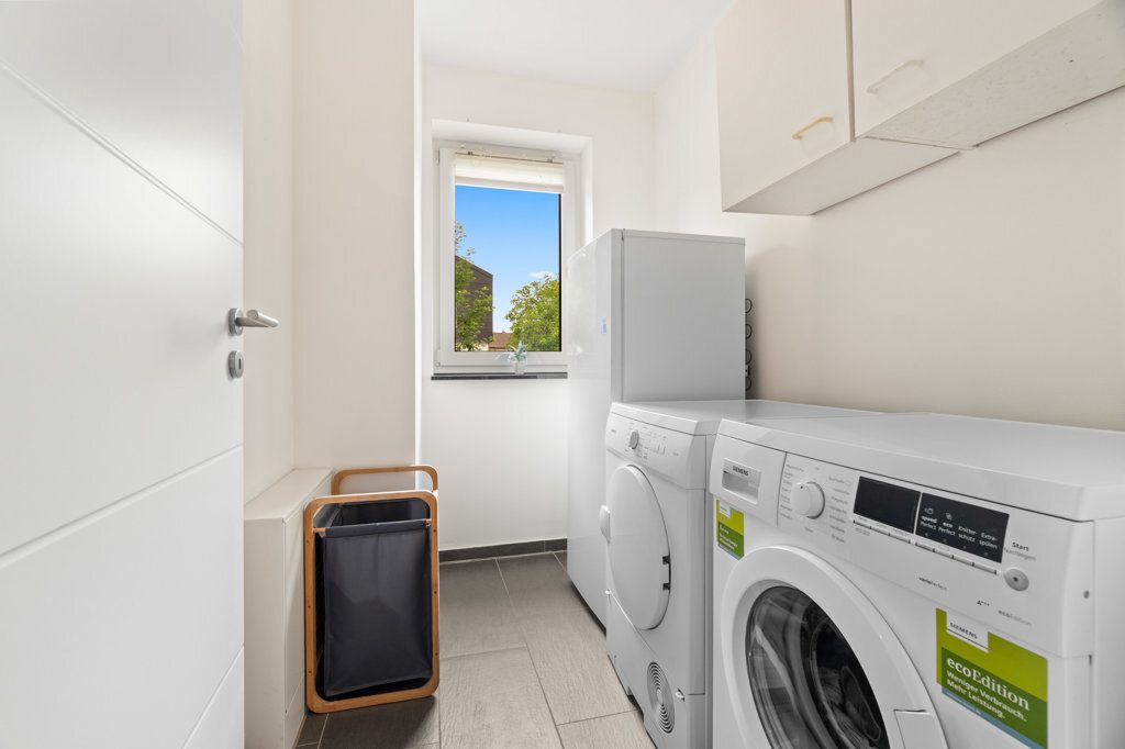 Immobilienangebot - Aachen - Wohnen - Energieeffizienz A inklusive!
Moderne Doppelhaushälfte mit gehobener Ausstattung in bevorzugter Lage
