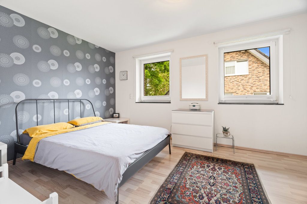 Immobilienangebot - Aachen - Wohnen - Energieeffizienz A inklusive!
Moderne Doppelhaushälfte mit gehobener Ausstattung in bevorzugter Lage