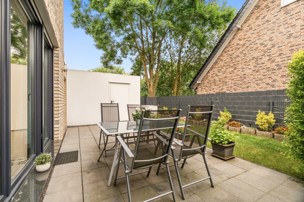 Immobilienangebot - Aachen - Wohnen - Energieeffizienz A inklusive!
Moderne Doppelhaushälfte mit gehobener Ausstattung in bevorzugter Lage