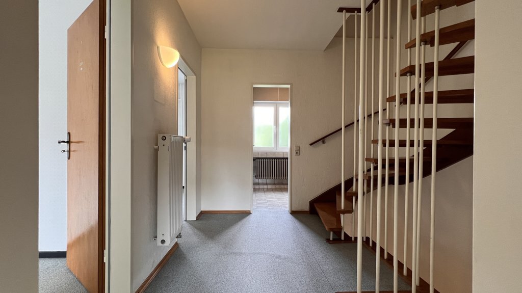 Immobilienangebot - Stolberg - Wohnen - Solides Einfamilienhaus in guter Wohnlage