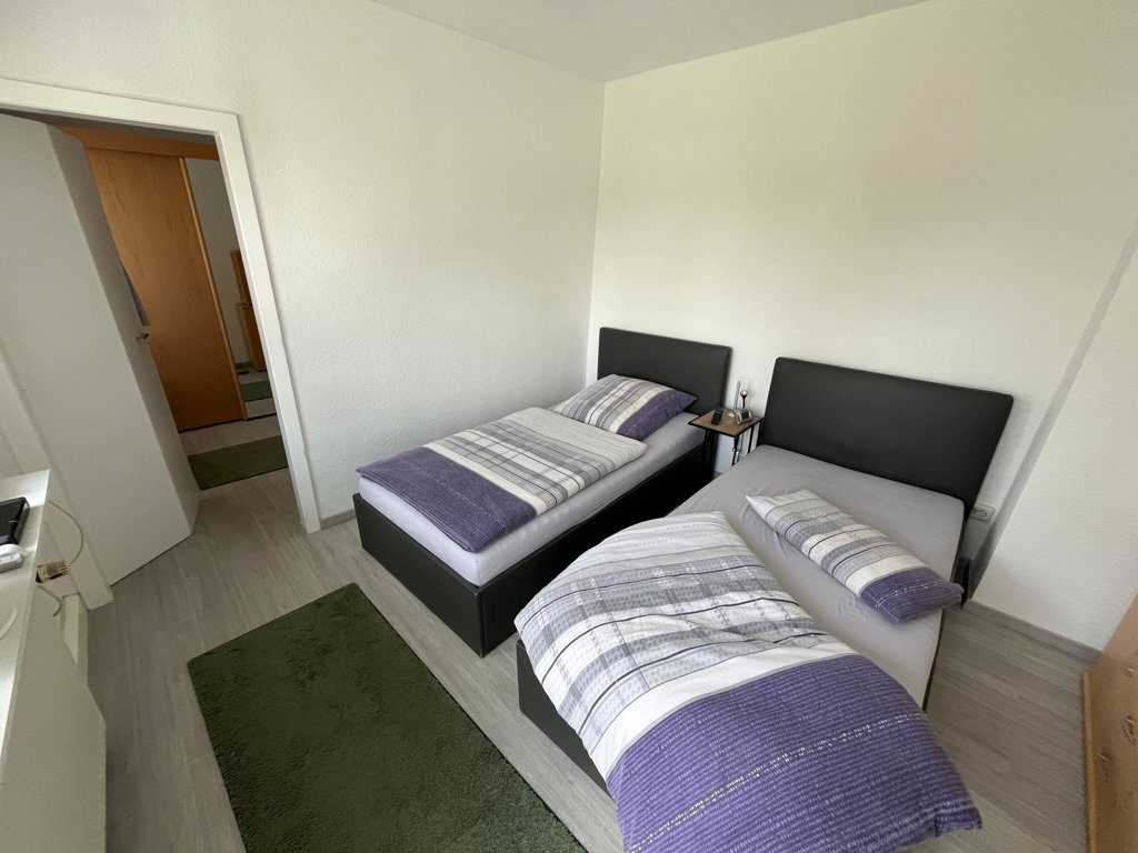 Immobilienangebot - Baesweiler - Wohnen - Renoviertes Einfamilienhaus in ruhiger Seitenstraße