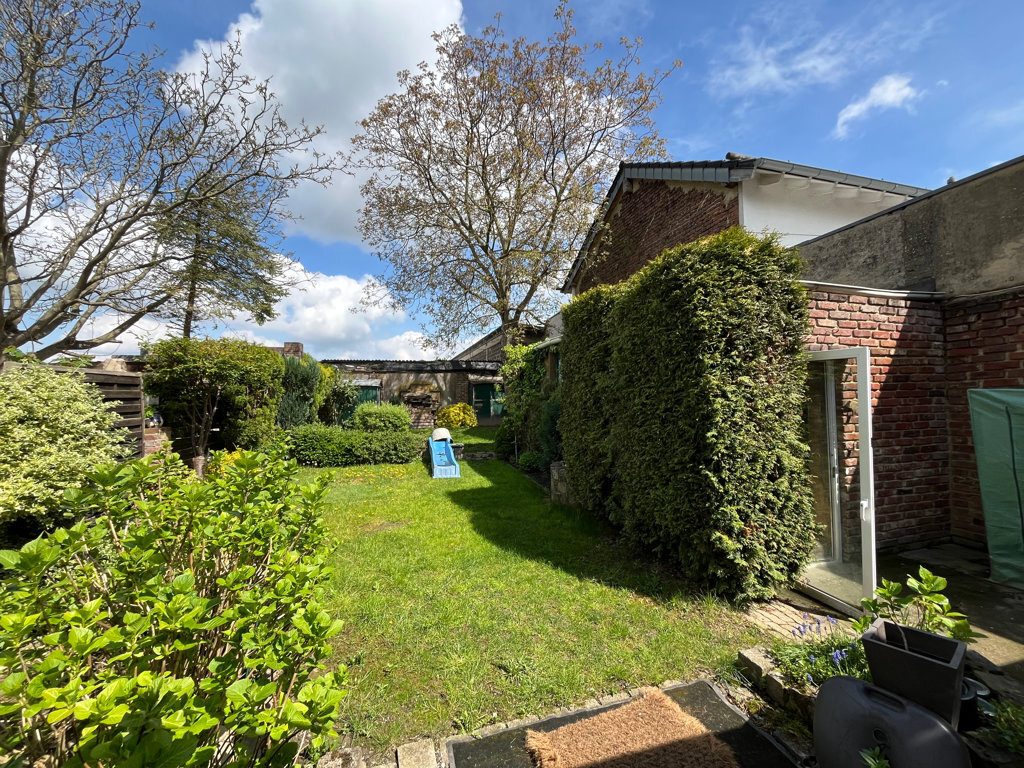 Immobilienangebot - Baesweiler - Wohnen - Renoviertes Einfamilienhaus in ruhiger Seitenstraße