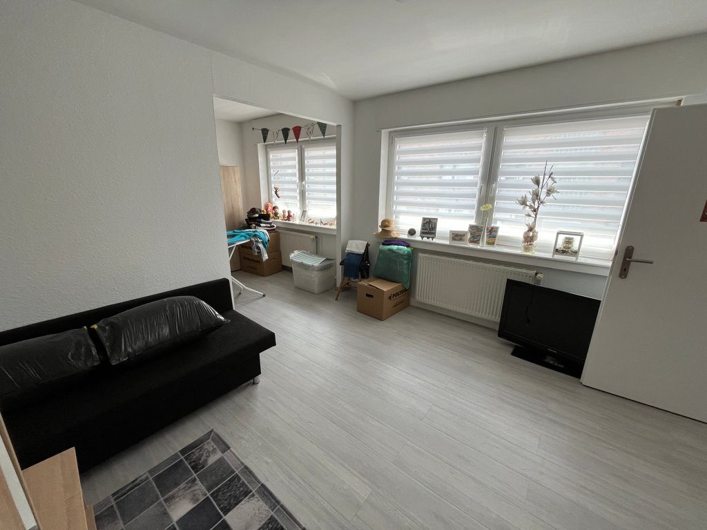 Immobilienangebot - Baesweiler - Wohnen - Renoviertes Einfamilienhaus in ruhiger Seitenstraße