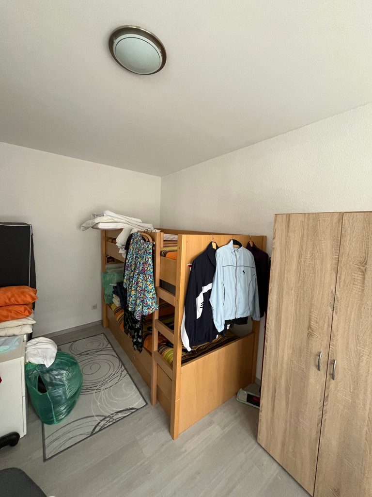 Immobilienangebot - Baesweiler - Wohnen - Renoviertes Einfamilienhaus in ruhiger Seitenstraße