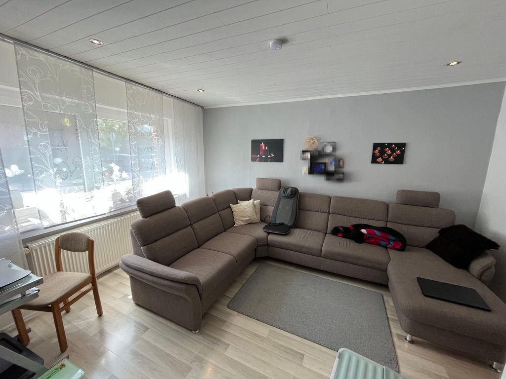 Immobilienangebot - Baesweiler - Wohnen - Renoviertes Einfamilienhaus in ruhiger Seitenstraße
