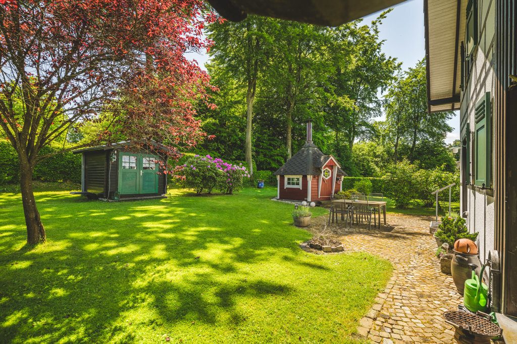 Immobilienangebot - Monschau - Wohnen - Klein aber fein!
Freistehendes Einfamilienhaus mit sonnigem
Grundstück in ruhiger und idyllischer Lage