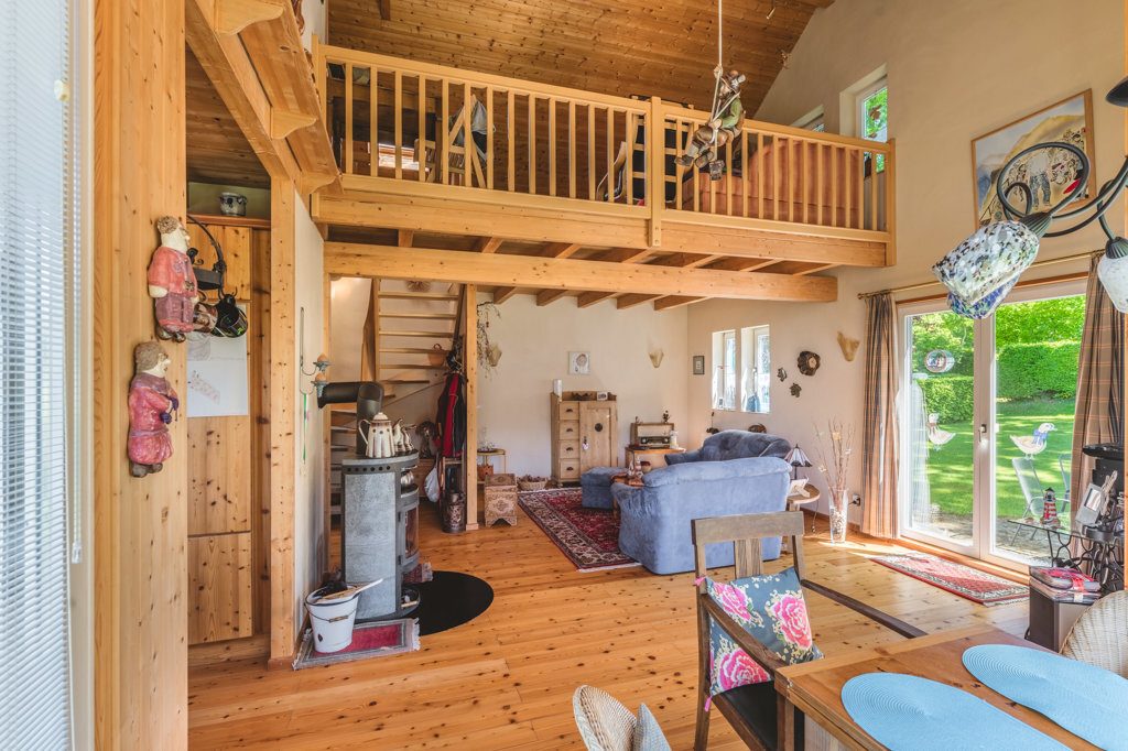 Immobilienangebot - Monschau - Wohnen - Klein aber fein!
Freistehendes Einfamilienhaus mit sonnigem
Grundstück in ruhiger und idyllischer Lage