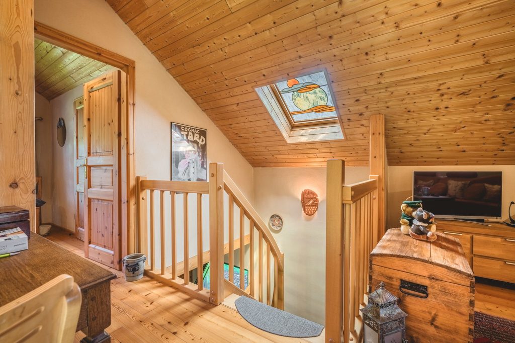 Immobilienangebot - Monschau - Wohnen - Klein aber fein!
Freistehendes Einfamilienhaus mit sonnigem
Grundstück in ruhiger und idyllischer Lage