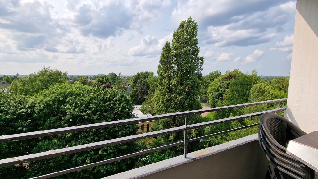 Immobilienangebot - Aachen - Wohnen - Großzügig zugeschnittene 3-Zimmerwohnung mit fantastischem Fernblick als nachhaltige Kapitalanlage