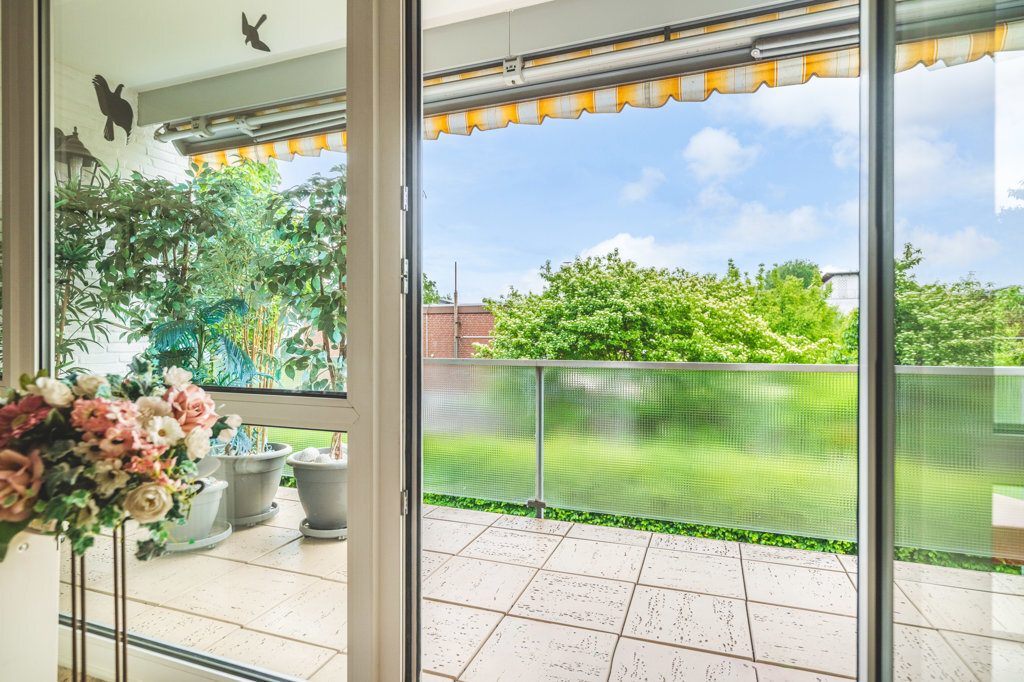 Immobilienangebot - Würselen - Wohnen - Großzügig zugeschnittene 4-Zimmerwohnung mit 2 Bädern und separater Garage Nähe Rhein-Maas-Klinikum