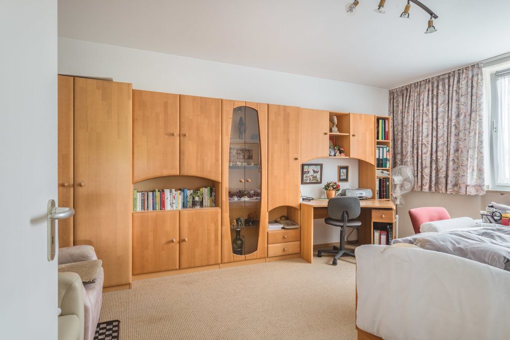 Immobilienangebot - Würselen - Wohnen - Großzügig zugeschnittene 4-Zimmerwohnung mit 2 Bädern und separater Garage Nähe Rhein-Maas-Klinikum
