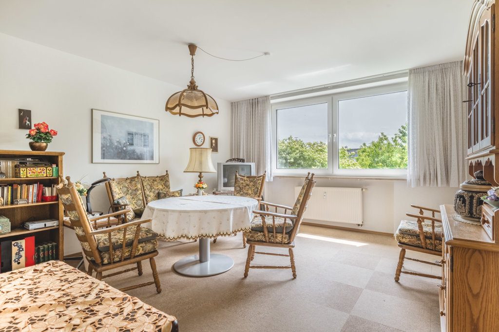 Immobilienangebot - Würselen - Wohnen - Großzügig zugeschnittene 4-Zimmerwohnung mit 2 Bädern und separater Garage Nähe Rhein-Maas-Klinikum
