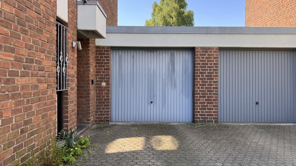 Immobilienangebot - Herzogenrath - Wohnen - Gepflegte Doppelhaushälfte als Vorratskauf
in ruhiger und zentraler Lage von Kohlscheid