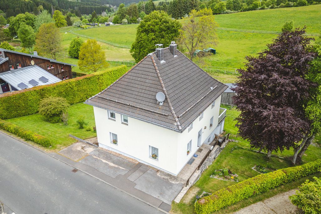 Immobilienangebot - Monschau-Kalterherberg - Wohnen - Freistehendes Einfamilienhaus mit traumhaftem Grundstück und Weitblick